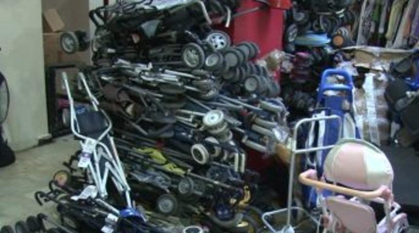 Havalimanında Unutulan Eşyalar Satışa &Ccedil;ıkarıldı