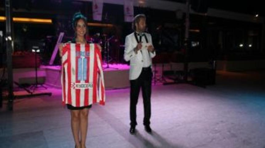 Mehmet Topal; Nuri Ve Hamit&rsquo;in Formalarını Satın Aldı