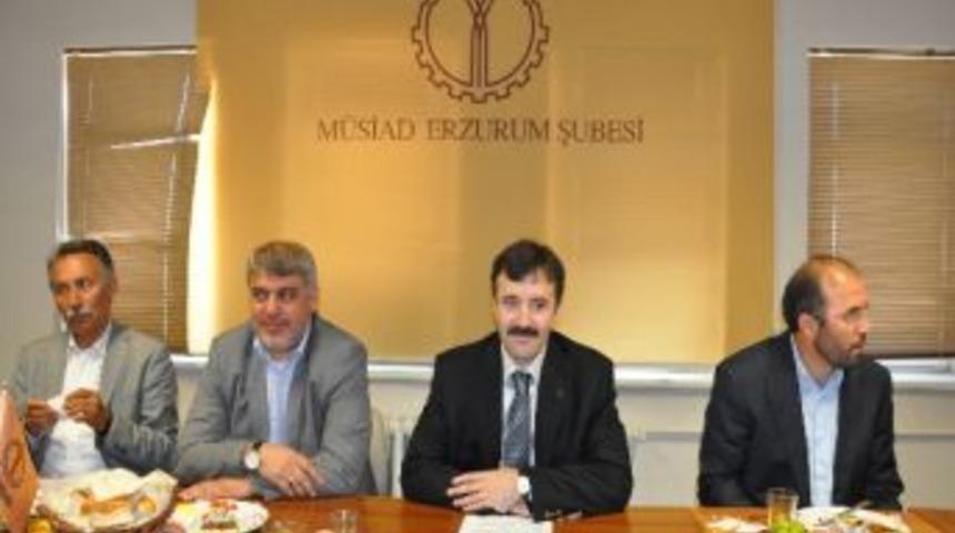 M&uuml;siad Başkanı G&uuml;venli&rsquo;den U&ccedil;ak Teşekk&uuml;r&uuml;