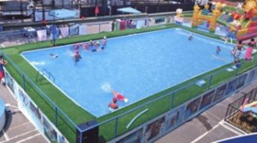 Tepecik&rsquo;li &ccedil;ocuklara y&uuml;zme havuzu