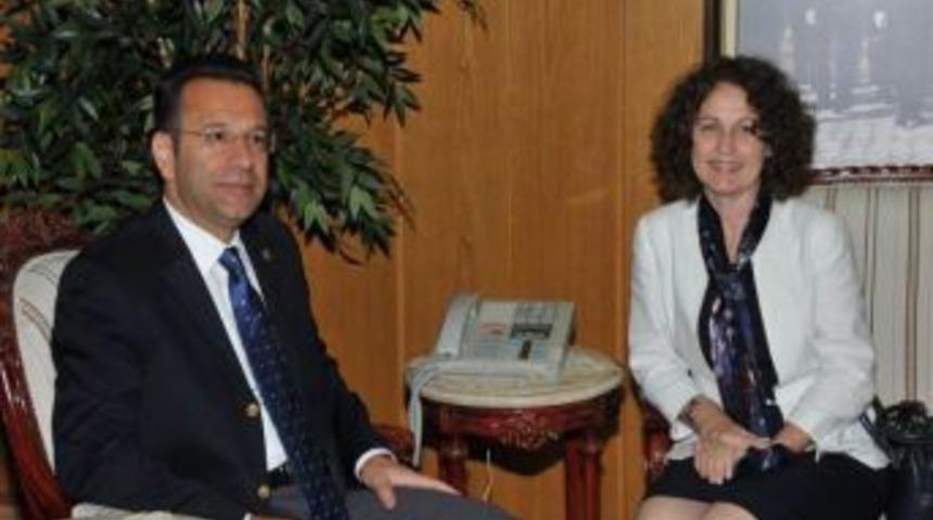 Başkonsolos Krasnicka: Hangi Y&uuml;z&uuml; Olursa Olsun Ter&ouml;r &Ccedil;ok K&ouml;t&uuml; Bir Şey