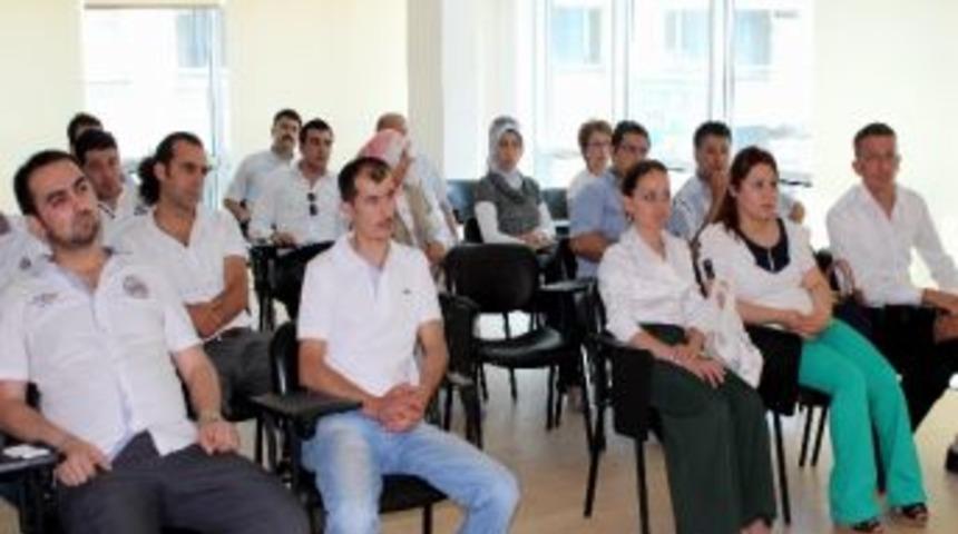 D&ouml;kt&uuml;r: &ldquo;t&uuml;rkiye&rsquo;de İş Beğenmemezlik Var&rdquo;