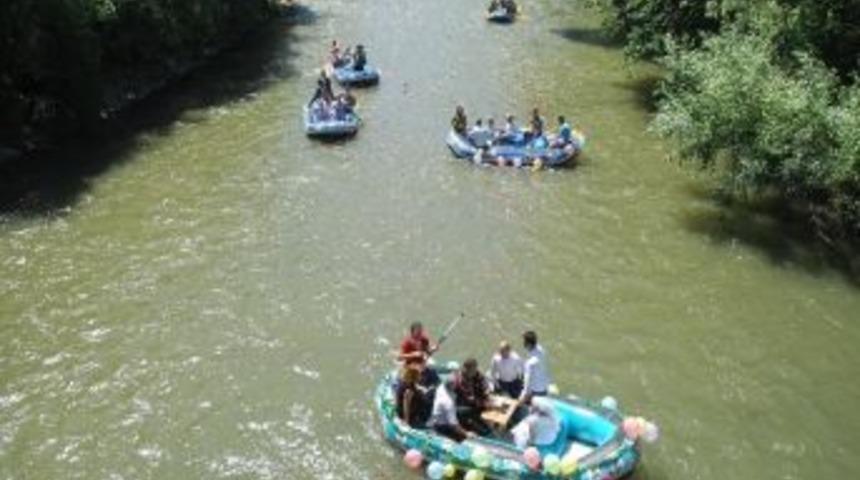 Rafting Eğitmeninden Botta Nikah