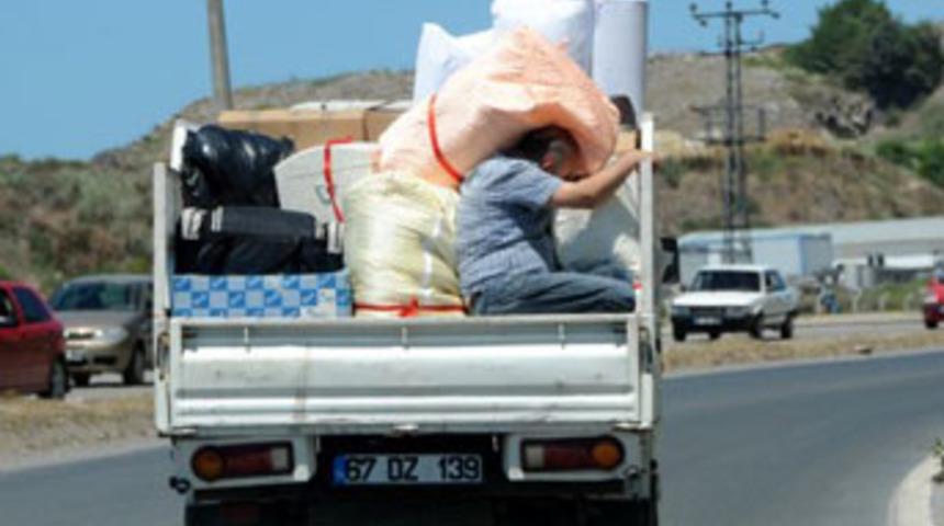 Kamyonet kasasında ilgin&ccedil; g&ouml;r&uuml;nt&uuml;