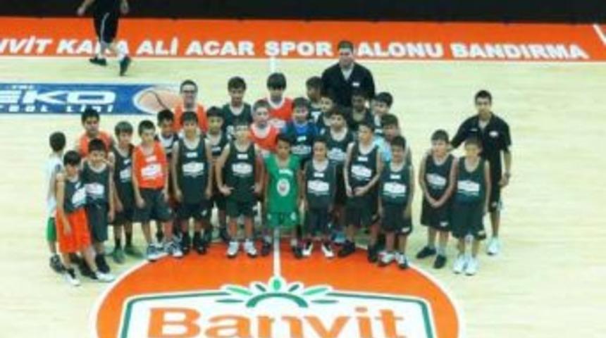 Banvit Alt Yapısına 18 Sporcu Se&ccedil;ti