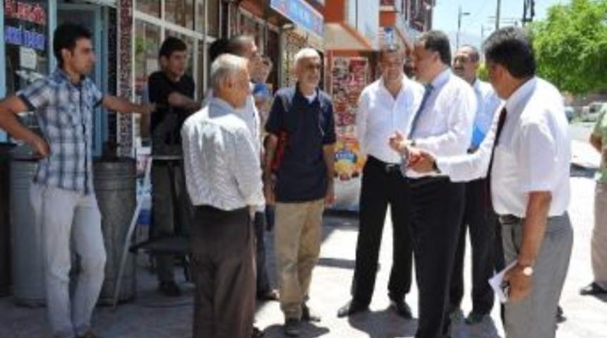 Başkan &Ccedil;akır Yol D&uuml;zenleme &Ccedil;alışmalarını Yerinde İnceledi