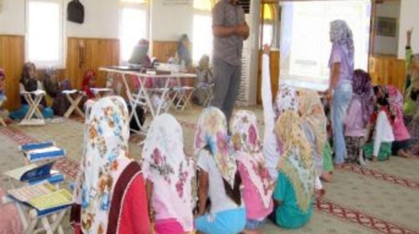 Araban M&uuml;ft&uuml;l&uuml;ğ&uuml;&rsquo;n&uuml;n A&ccedil;tığı Yaz Kur&rsquo;an Kurslarına Yoğun İlgi