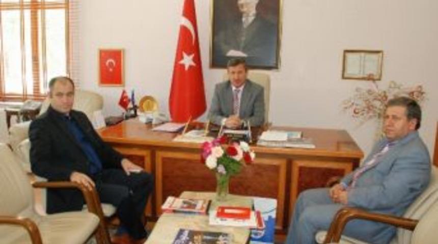 Vali Yılmaz: &ldquo;8 Kişinin &Ouml;l&uuml;m&uuml; Değişik Saat Dilimleri İ&ccedil;erisinde Meydana Geldi&rdquo;