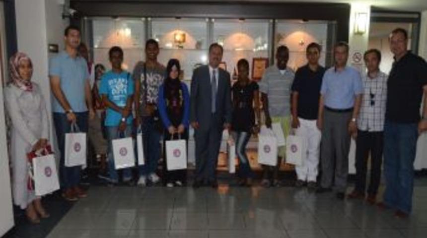 DTO Başkanı &Ouml;zer: T&uuml;rk&ccedil;e Olimpiyatları'na Gelen &Ouml;ğrenciler G&ouml;n&uuml;ll&uuml; El&ccedil;ilerimiz