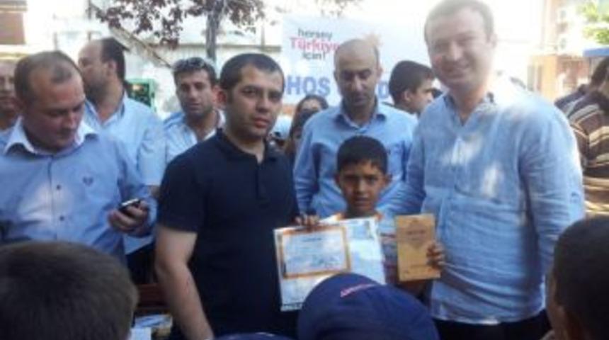 Karnesini Getirene Kitap Hediye