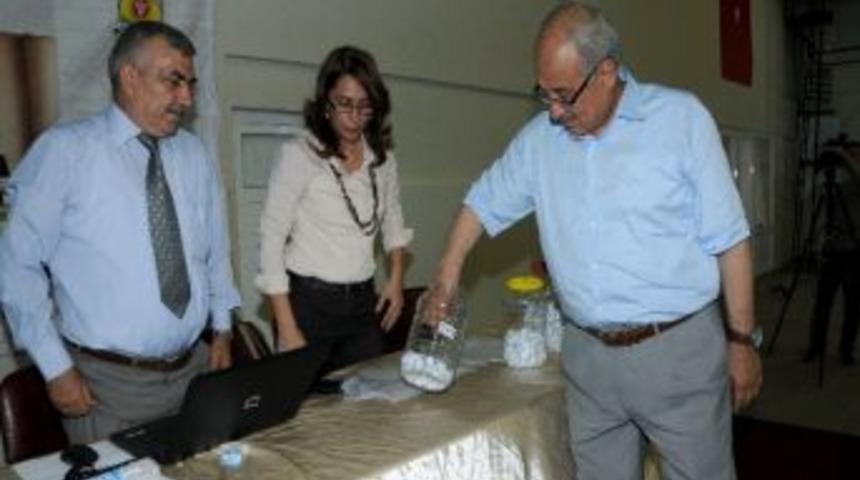 Tarsus'ta H&uuml;rriyet Evler İ&ccedil;in Kura &Ccedil;ekimi Yapıldı