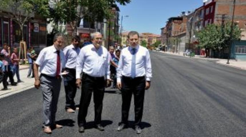 Melekbaba Caddesi'nin asfaltı yapıldı