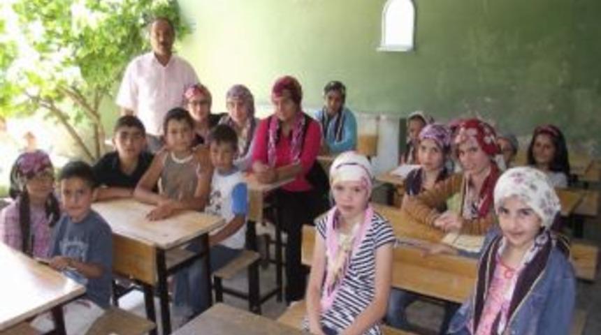 K&ouml;ylerde De Kur&rsquo;an Kursları Yoğun İlgi G&ouml;r&uuml;yor