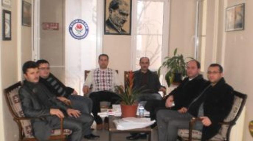 Eğitim-bir-sen Uzunk&ouml;pr&uuml;'de Yetkili Sendika