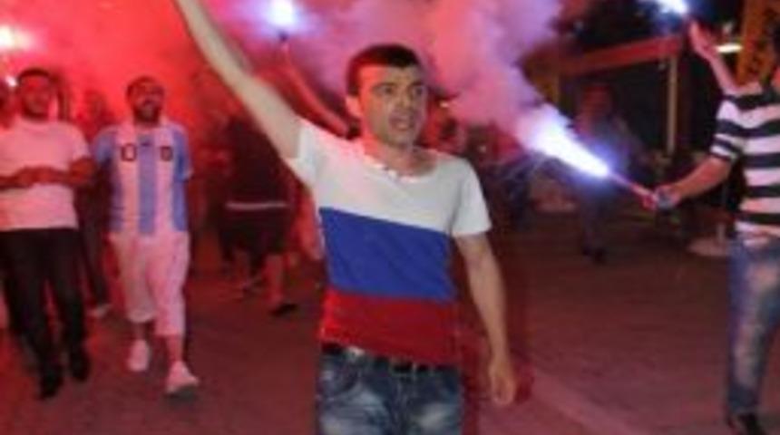 Samsunspor Taraftarları Ter&ouml;r&uuml; Protesto Etti