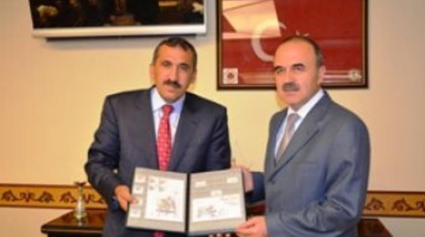 PTT Yönetiminden Vali Erol'a Ziyaret