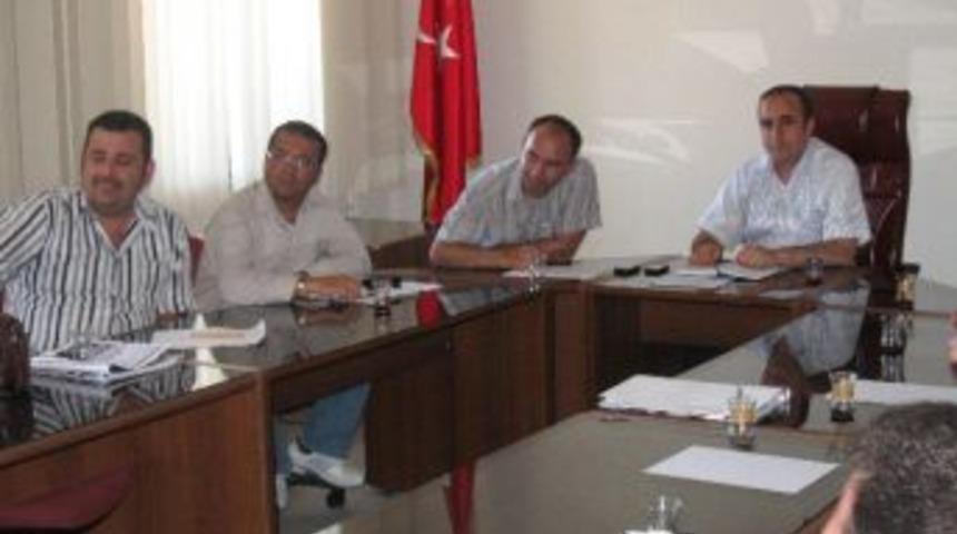 Acıg&ouml;l&rsquo;de Milli Eğitim M&uuml;d&uuml;r&uuml; Uluer, Stk Temsilcileri İle Bir Araya Geldi