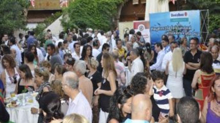 Altın G&uuml;vercin&rsquo;e Kervansaray&rsquo;da Kokteyl