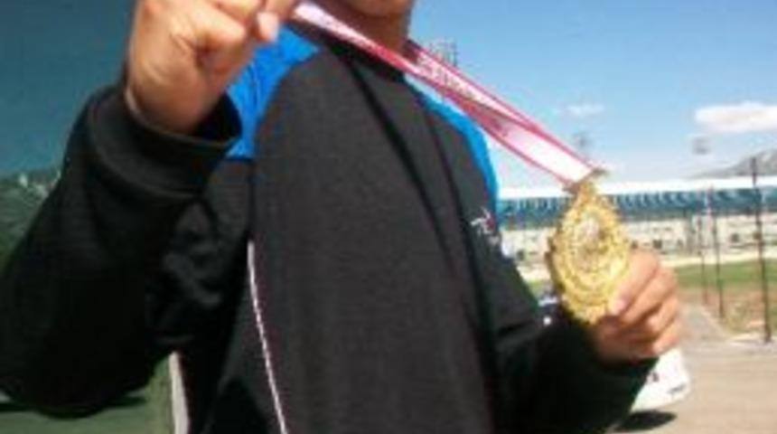 Kaya Madalyayı Hakem Hataları Sonucu Kaybetti