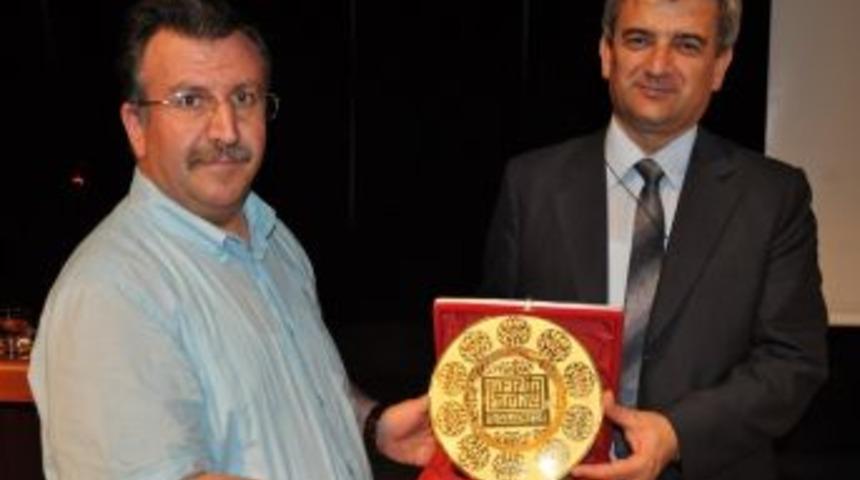 Artuklu &Uuml;niversitesi&rsquo;nde 'T&Uuml;BİTAK Bilgi G&uuml;nleri' Toplantısı Yapıldı