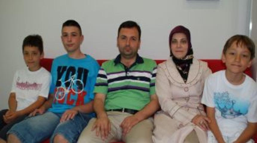 G&ouml;lc&uuml;kl&uuml; &Ccedil;oban Ailesi, T&uuml;rk Okulu &Ouml;ğrencisini Evinde Misafir Etti