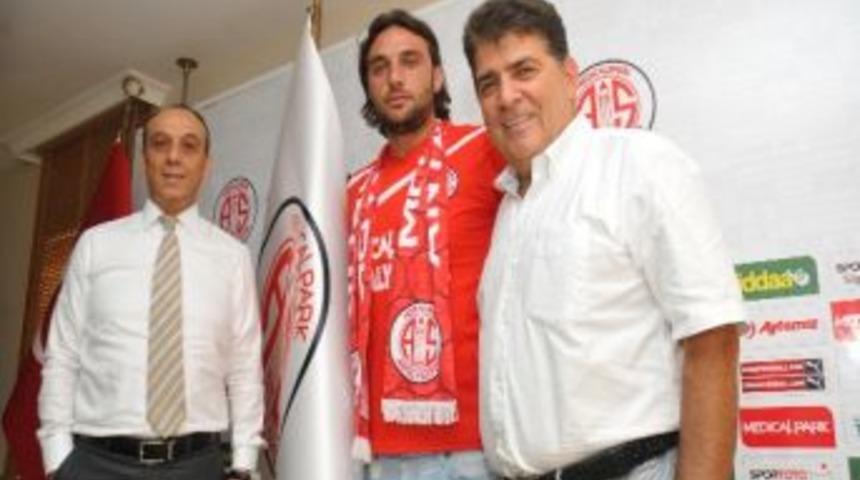 Medical Park Antalyaspor'a Yeni Kaleci