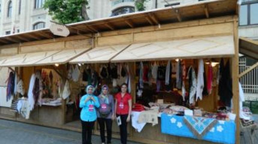 Siirt&rsquo;in El Emeği G&ouml;z Nuru &Uuml;r&uuml;nleri, İstanbul&rsquo;da G&ouml;r&uuml;c&uuml;ye &Ccedil;ıktı