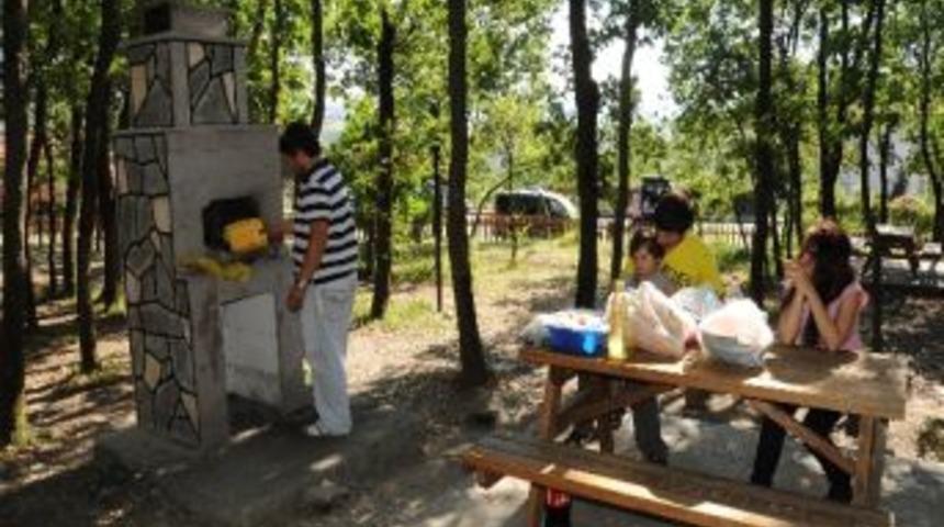 Başiskele Belediyesi Meşelik Mesire Alınında &Ccedil;alışmaları Tamamladı