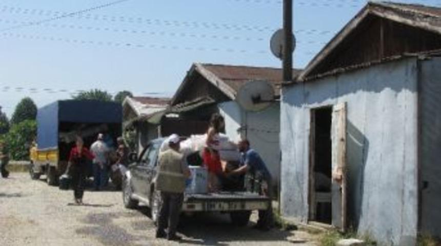 D&uuml;zce&rsquo;de Prefabriklerin Boşaltılması S&uuml;r&uuml;yor