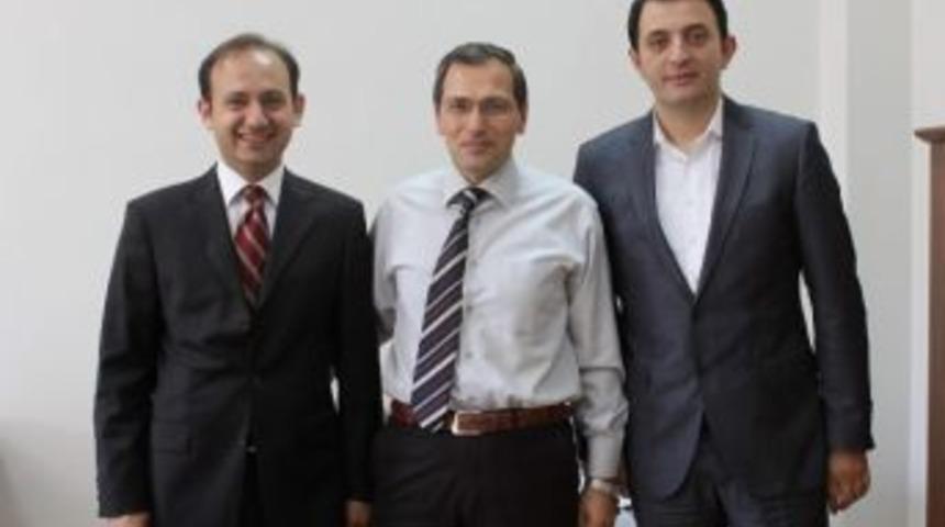 Manisaspor Yönetimi Yılmaz Çakanı Ziyaret Etti