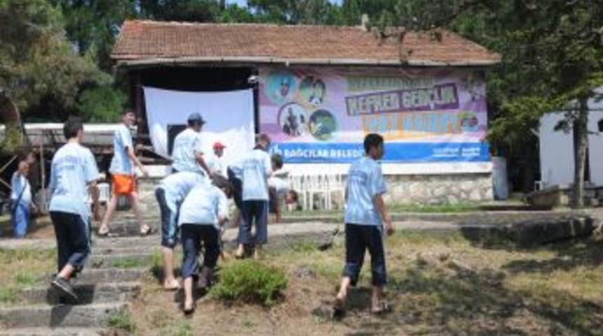 Başarının &Ouml;d&uuml;l&uuml; Bir Haftalık Deniz Ve Orman Kampı