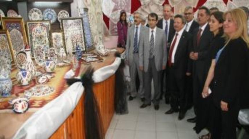 Yozgat Halk Eğitim Merkezi Yıl Sonu Sergisini A&ccedil;tı