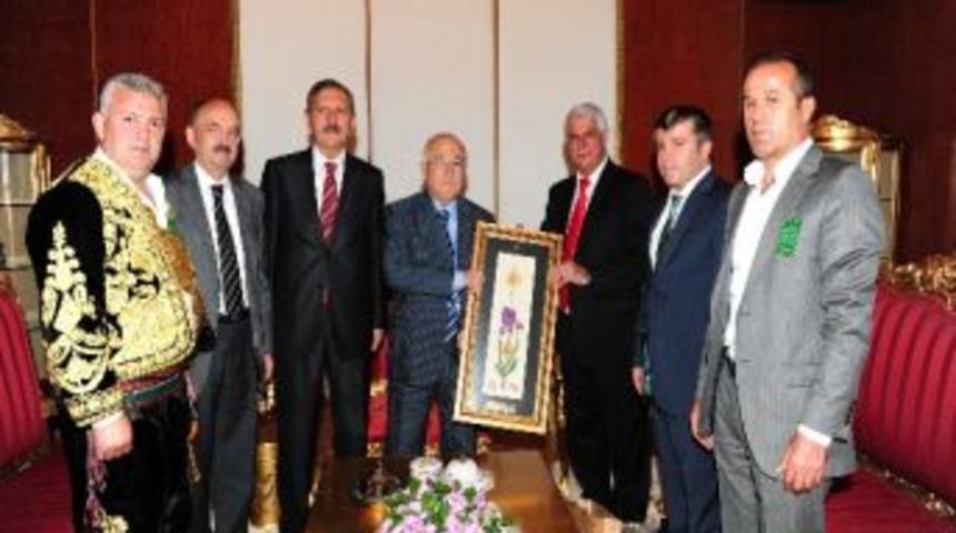 Tbmm Başkanı &Ccedil;i&ccedil;ek Kırkpınar&rsquo;a Davet Edildi