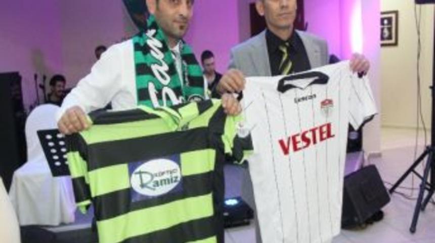 Akhisarspor Taraftarları Derneğinin S&uuml;per Lig'e Merhaba, Şampiyonluk Gecesi