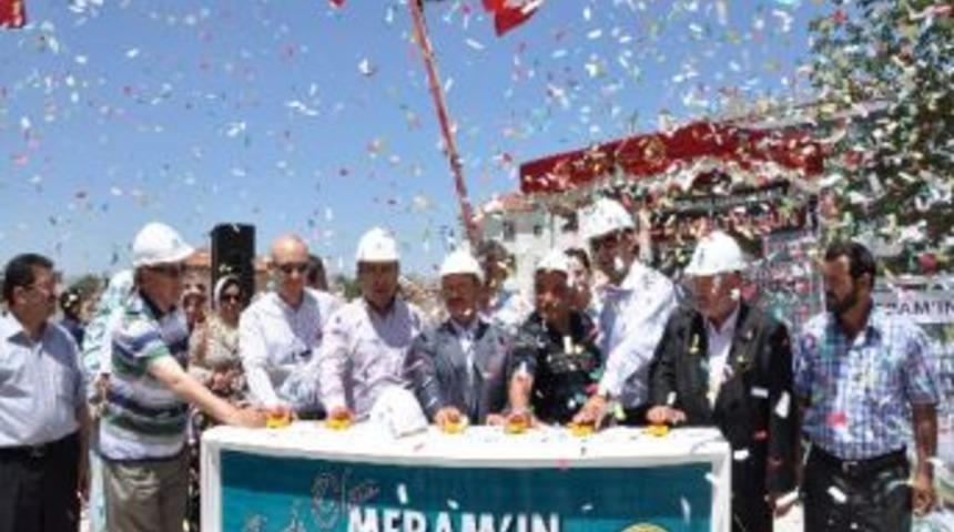 Meram'a Yarı Olimpik Y&uuml;zme Havuzu