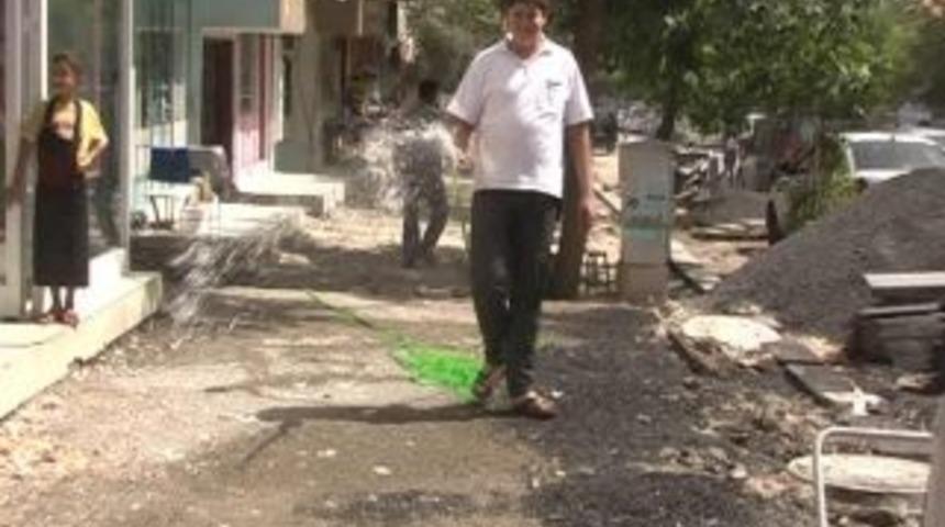 Cengiz Topel Toz-Duman