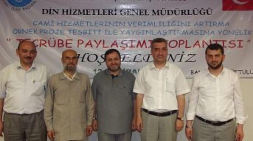 Din Görevlilerine Tecrübe Paylaşım Semineri