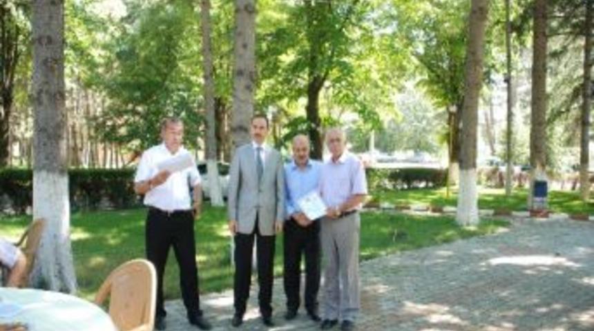 Bolu&rsquo;da Başarılı &Ouml;ğretmenler &Ouml;d&uuml;llendirildi