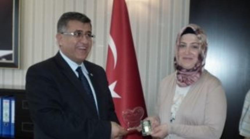 T&uuml;rkiye 3&rsquo;s&uuml;nden Kaymakama Ziyaret