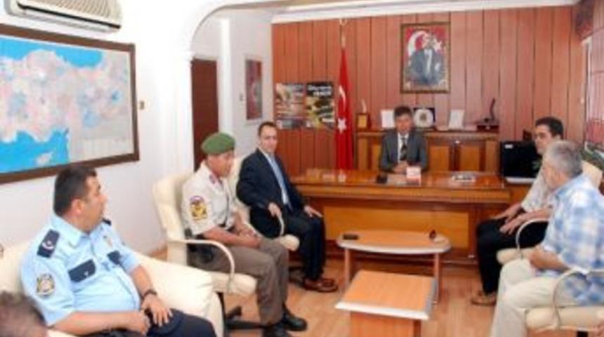 Vali Akpınar Pazaryeri İl&ccedil;esinde İncelemelerde Bulundu