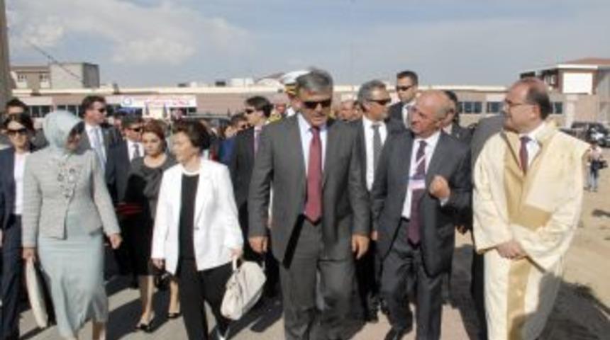 Cumhurbaşkanı G&uuml;l: En Iyi Yatırım Eğitime Yapılan Yatırımdır