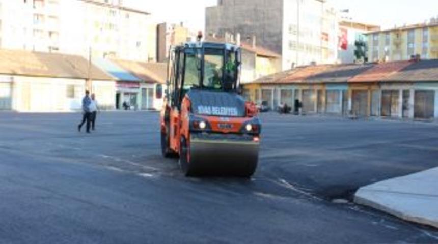 Sivas Belediyesi Buğday Pazarı'nı Otopark Yapıyor