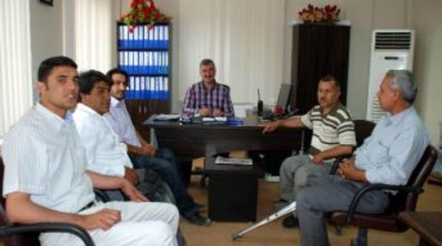 Engelliler Derneği Heyeti, Belediye Başkanını Ziyaret Etti