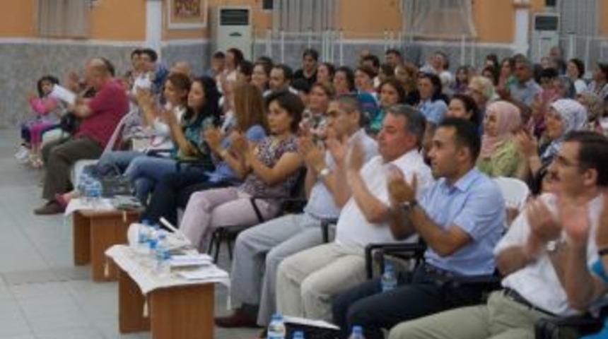 Halk Eğitim Merkezi Kursiyerleri T&uuml;rk Halk M&uuml;ziği Konseri Verdi