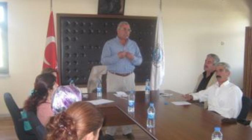 Başkan Mehmet Alkan halk toplantısı yaptı.