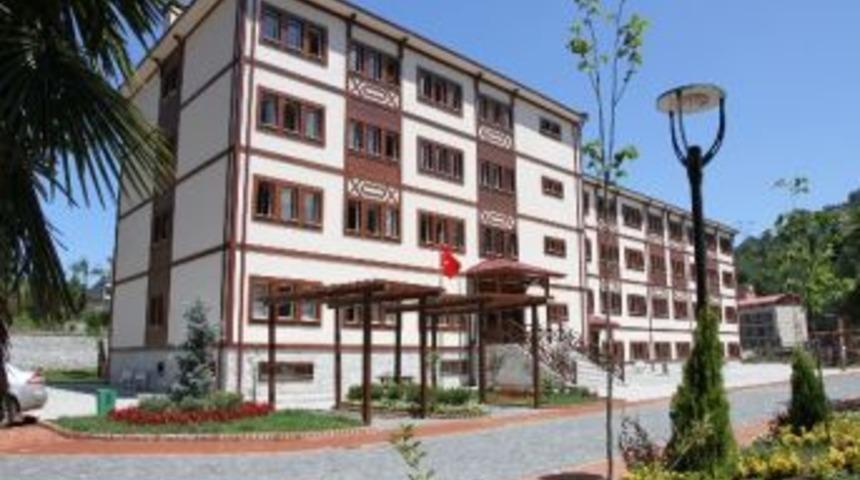 Rte &Uuml;niversitesi&rsquo;nin Başbakan Recep Tayyip Erdoğan Ayarı