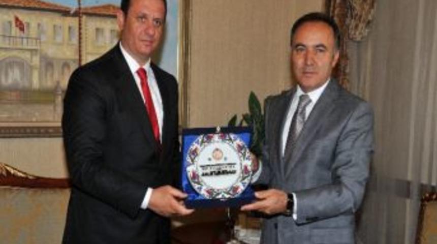 Vali Altıparmak&rsquo;a Ziyaret