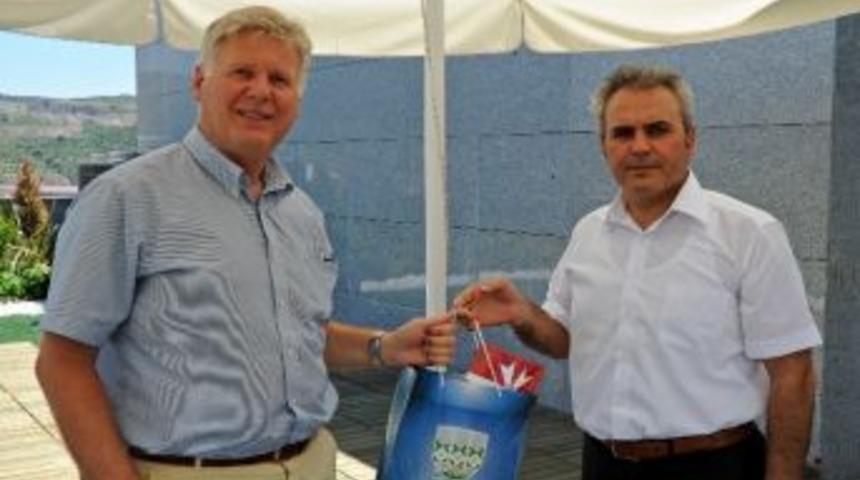 Maastricht &Uuml;niversitesi&rsquo;nden Kb&uuml;&rsquo;ye Ziyaret