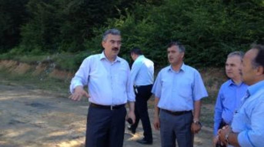 Vali Ayyıldız, Stad İ&ccedil;in &Ouml;nerilen Yeri İnceledi