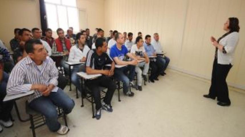 İzmir'in Faytoncuları İngilizce &Ouml;ğrendi